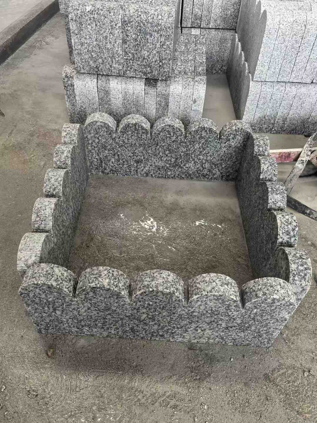 酒泉 花边石、花坛围栏石、花池界石、菜园栅栏石、镶边石、波浪状界石介绍