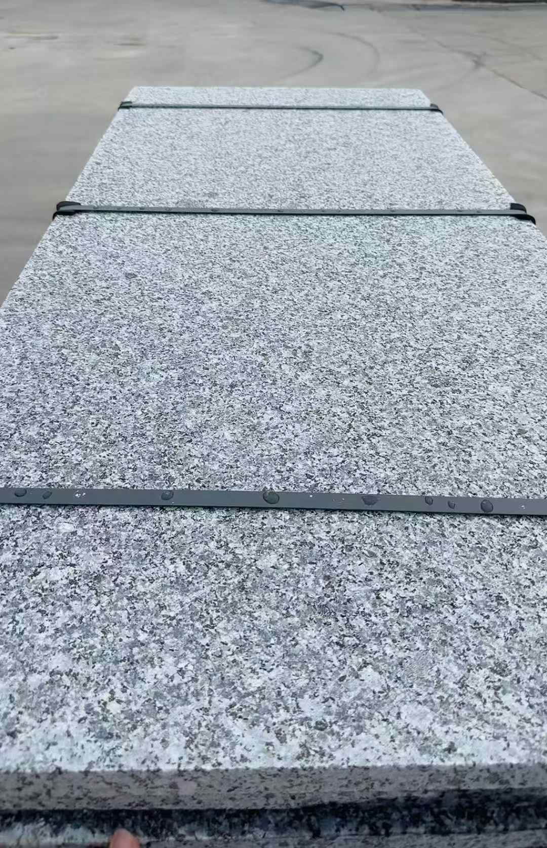 酒泉 芝麻黑火烧面毛板，条板，半成品