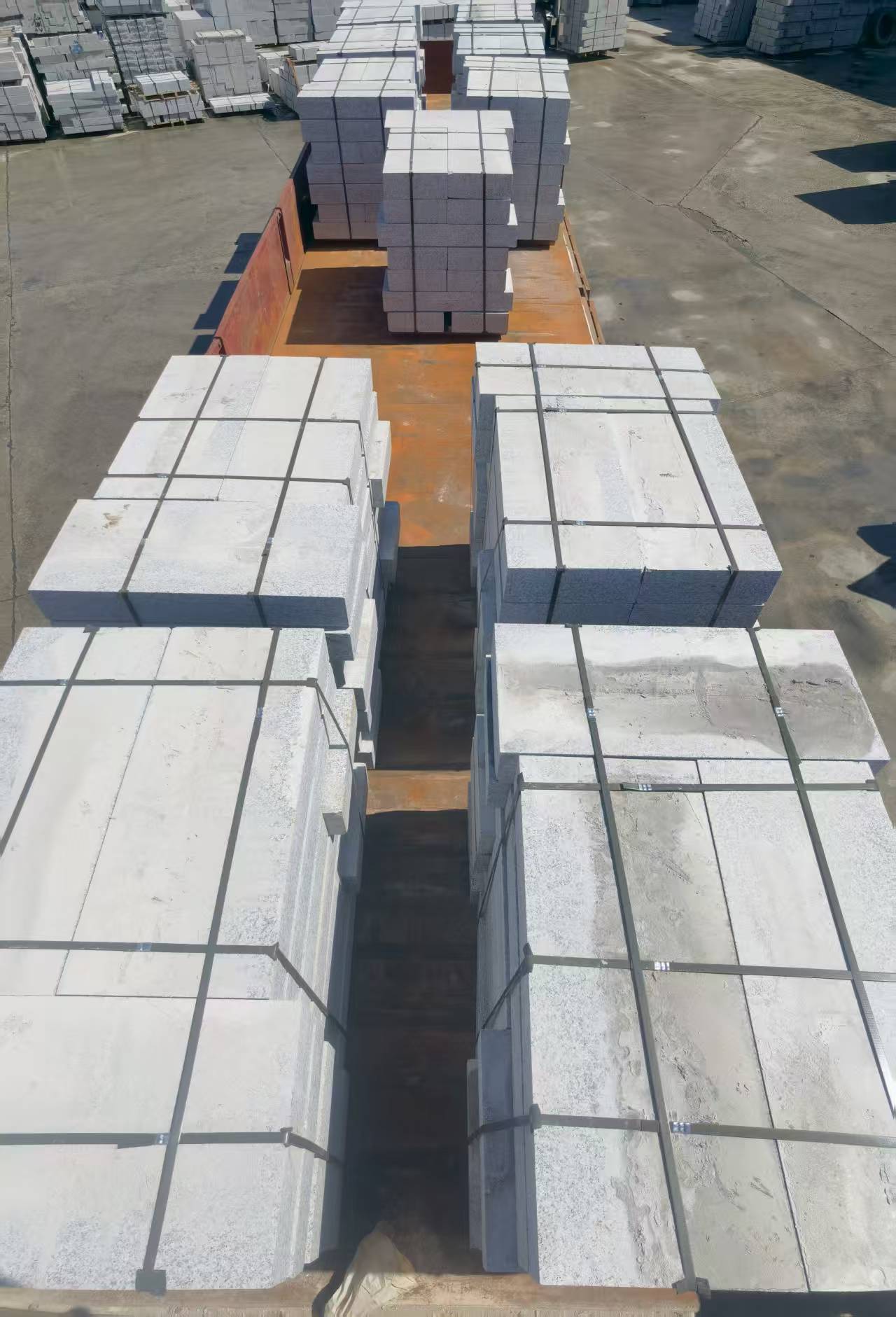 酒泉 路沿石装车出货